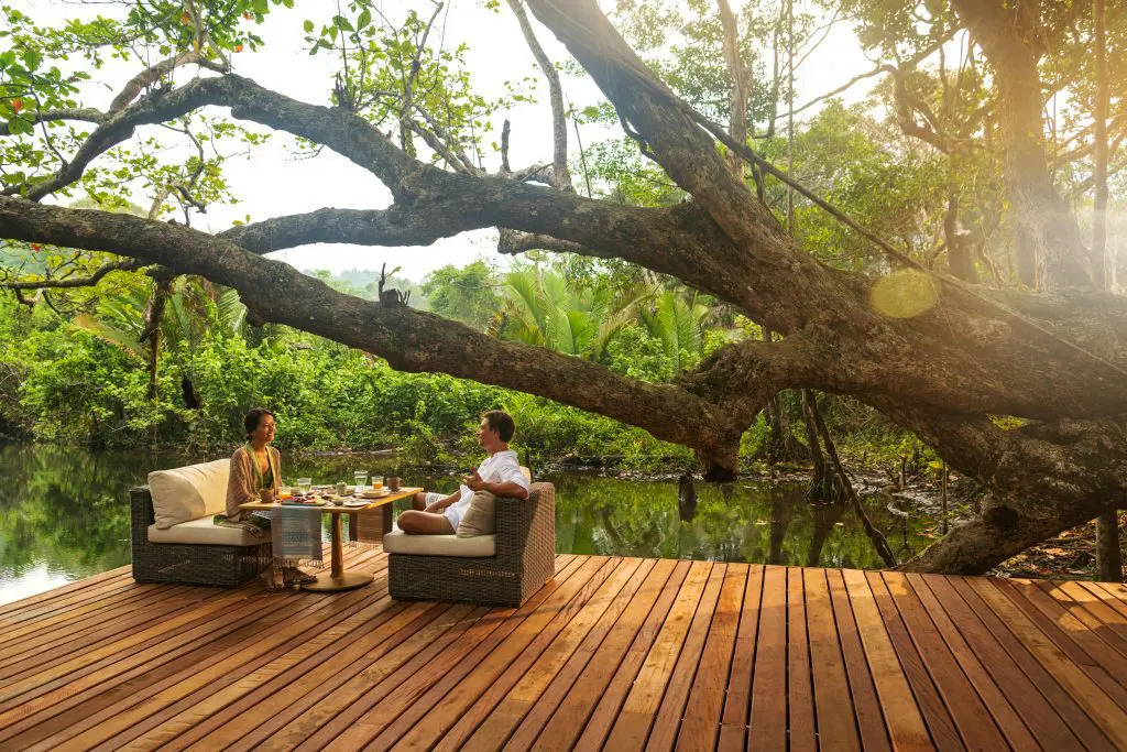 Couples private dining in the jungle at Wa Ale Resort